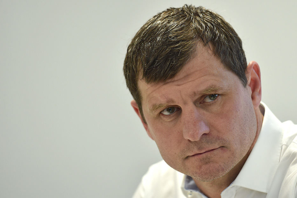 Paderborns Trainer Steffen Baumgart (45) schaute sich die Partie zwischen Preußen Münster und dem FSV Zwickau ganz genau an.