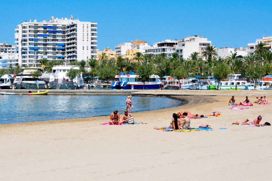 Der schreckliche Übergriff soll sich auf Ibiza ereignet haben. (Symbolbild)