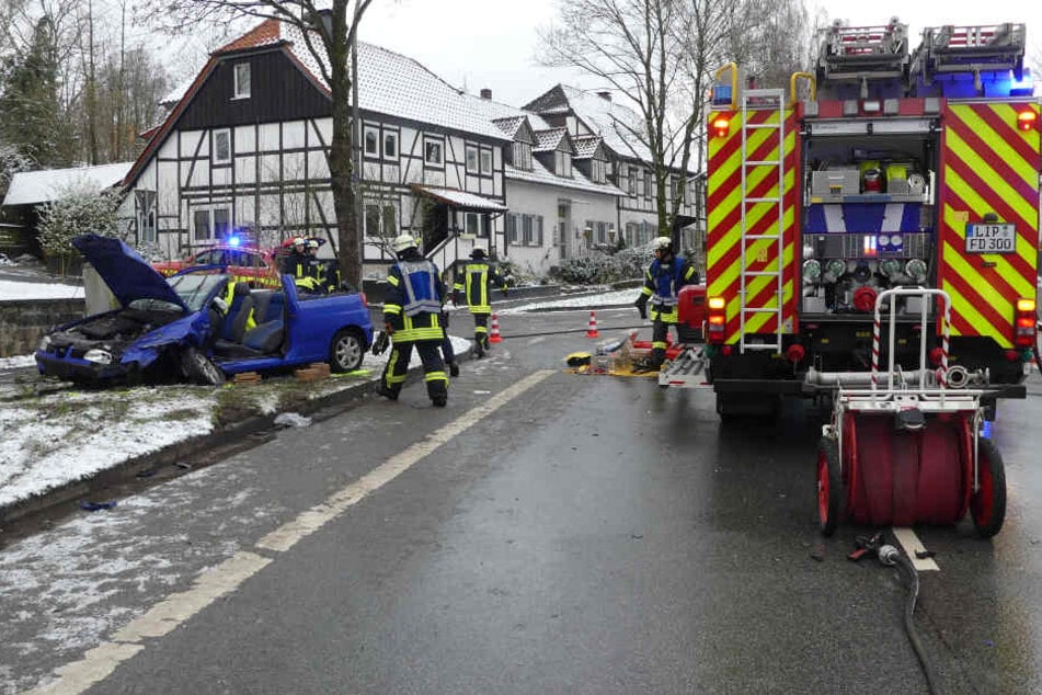 Beide Wagen wurden bei dem Crash total zerstört.