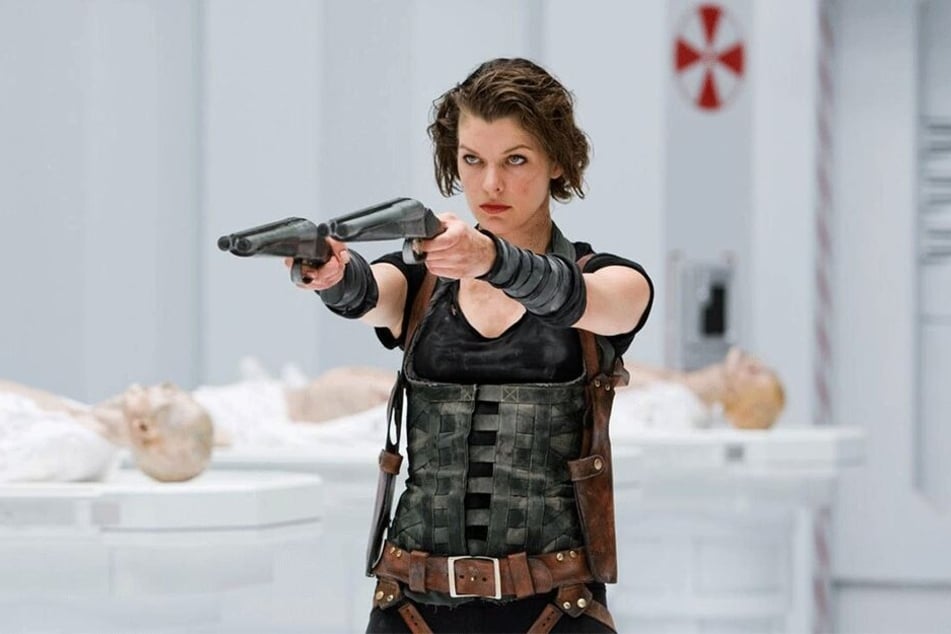 In den "Resident Evil"-Filmen muss Alice (Milla Jovovich) die Bedrohung rund um den gefährlichen T-Virus der Umbrella Corporation abwehren.