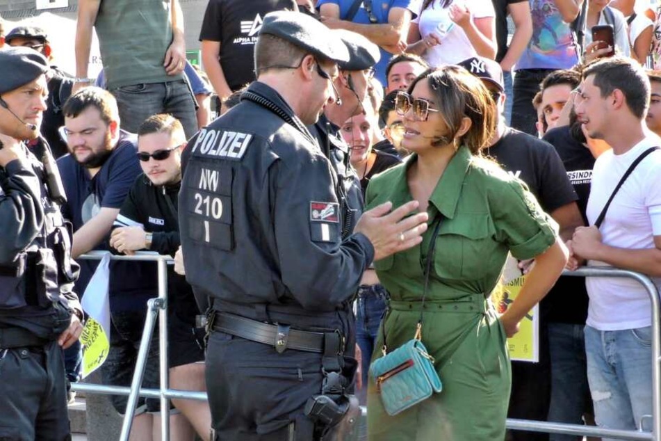 Enissa Amani sprach mit der Polizei und später mit dem Hetzer Michael Stürzenberger.