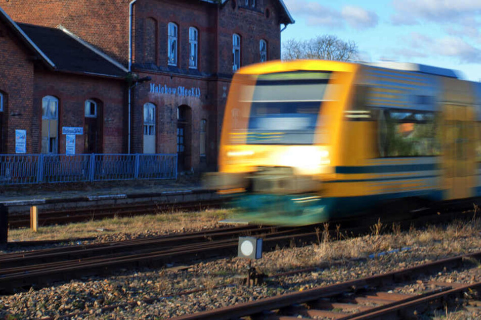 Ihre Aktion am Bahnhof Hagenow wird ein Nachspiel für die Frau aus NRW haben. (Symbolbild)
