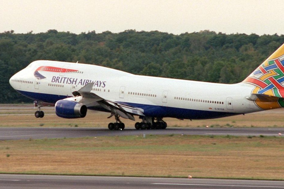 Der British-Airways-Pilot wurde von der Polizei aus dem Cockpit geholt. (Symbolbild)