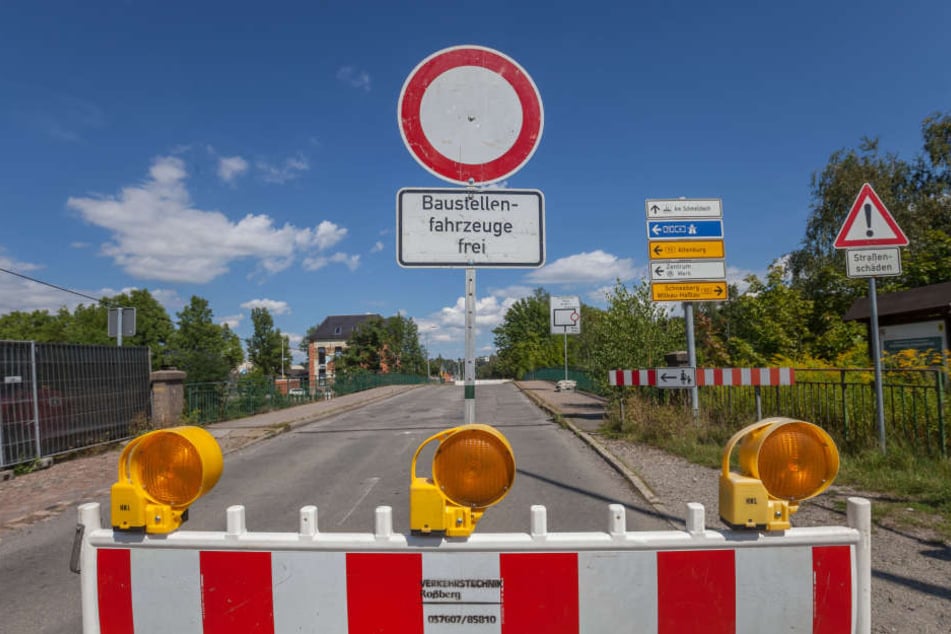 Die Cainsdorfer Brücke ist in einem schlimmeren Zustand als befürchtet. Nach Ende der Bauarbeiten gilt Tempo 10!