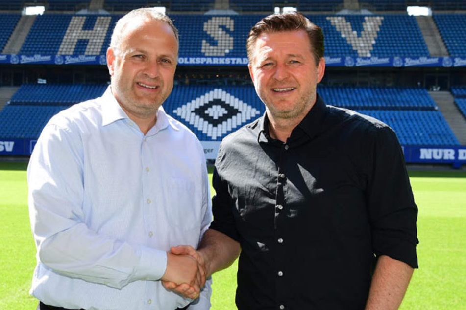 HSV-Vorstand Frank Wettstein (l) mit Christian Titz.