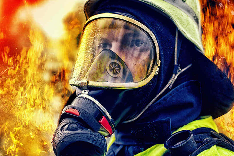 Ein Brand in der Senne löste einen Großeinsatz bei der Feuerwehr aus (Symboldbild).