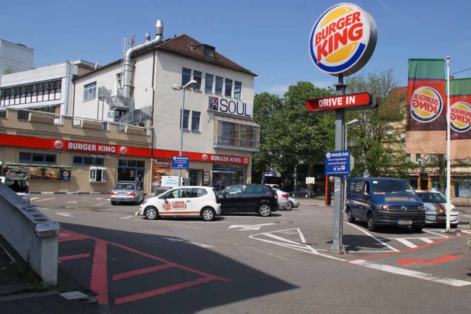 Der Parkplatz der Filiale an der Waiblinger Straße.