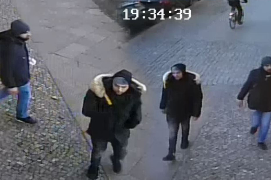Zwei Männer haben am 5. April einen Späti in der Grüntaler Straße überfallen.