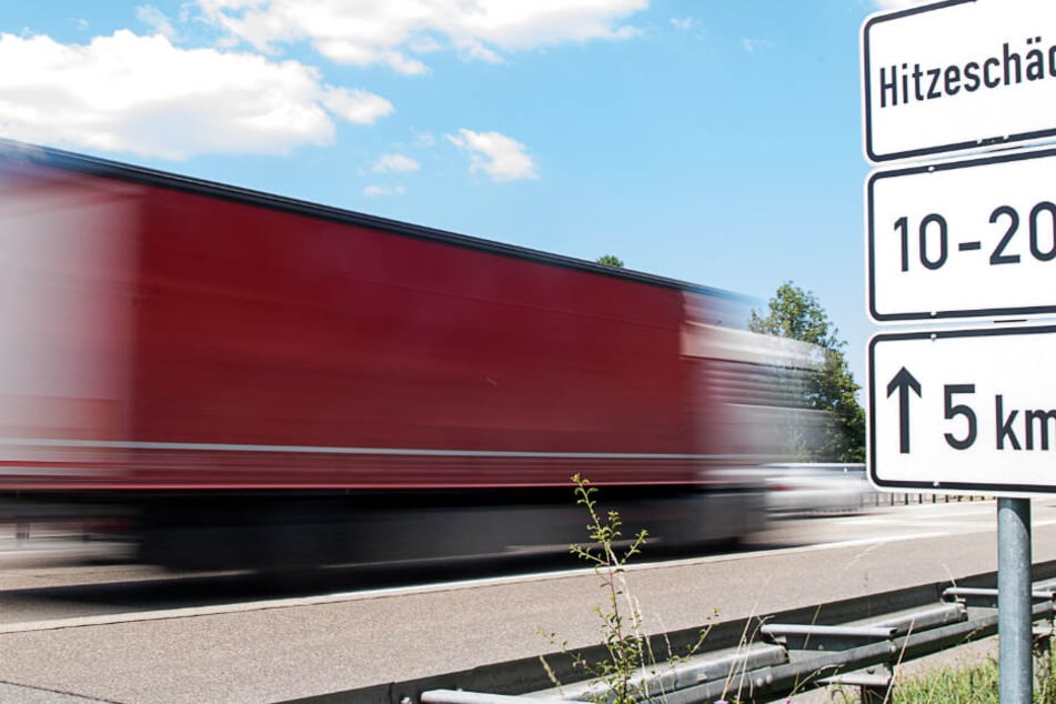 Um die Gefahr durch Hitzeschäden zu reduzieren, könnten zusätzliche Tempolimits auf Autobahnen in Baden-Württemberg folgen.
