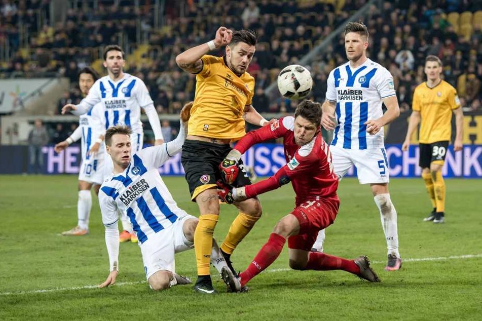 Nicht gerade vom Glück verfolgt: Dynamos Pascal Testroet.