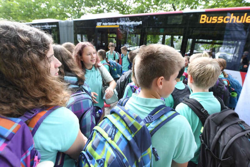 In der Busschule lernen Kinder für's Leben.