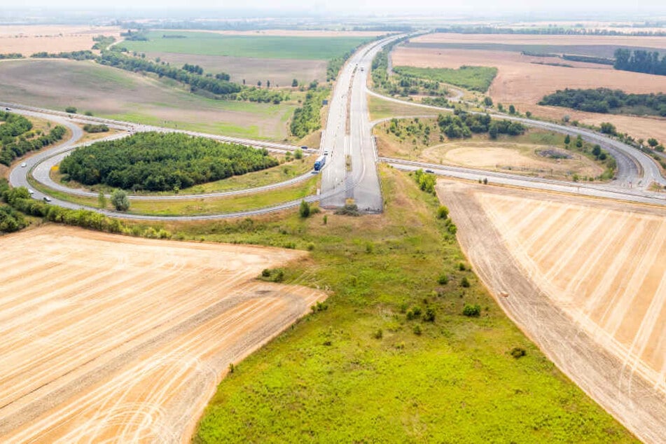 Bisher endet die A143 in einem Feld.