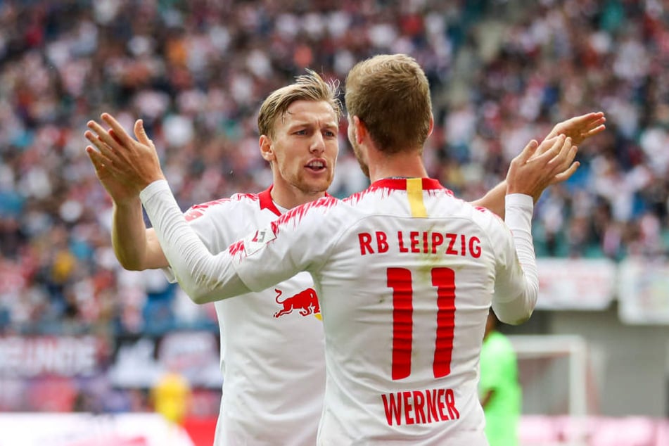 Brachten die Bullen mit einer Traumkombi kurz vor der Halbzeit in Front: Vorlagengeber Emil Forsberg (hinten) und Torschütze Timo Werner.