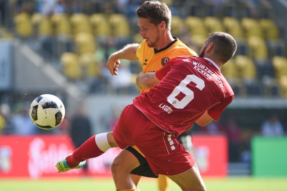 Andreas Lambertz soll vor dem ersten Tor mit der Hand am Ball gewesen sein. Egal, der Treffer zählte.