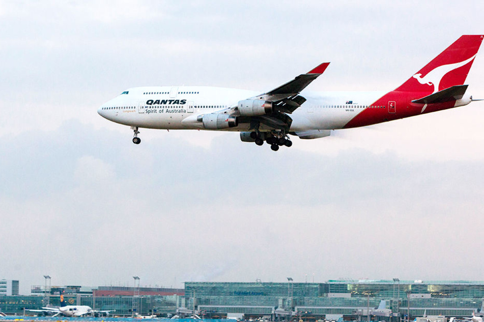 Die Boeing 747 sackte in der Luft plötzlich heftigst ab.