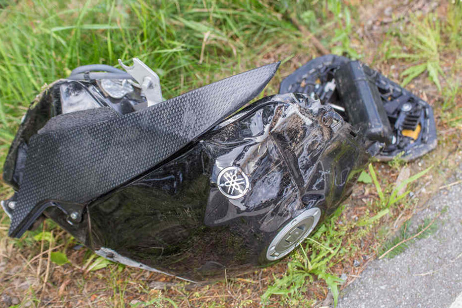 Der Tank des Motorrads wurde bei dem Unfall abgerissen.