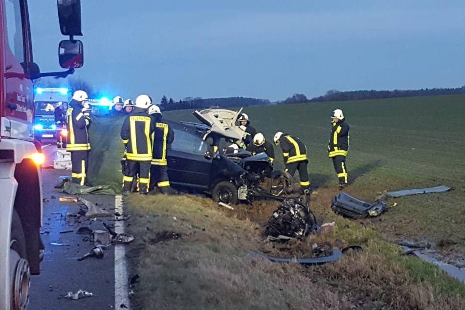 In diesem Wrack starben zwei Menschen.
