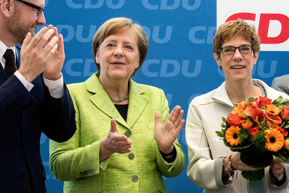 Peter Tauber, Angela Merkel und Annegret Kramp-Karrenbauer unter sich.