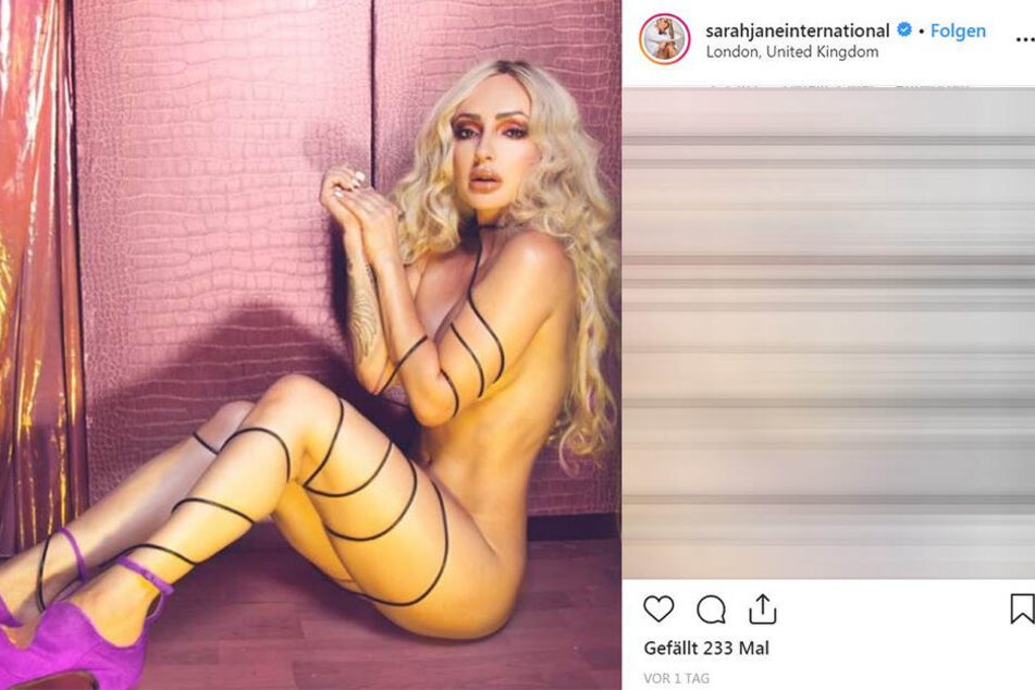Sarah (34) zeigt auf Instagram, was sie hat.