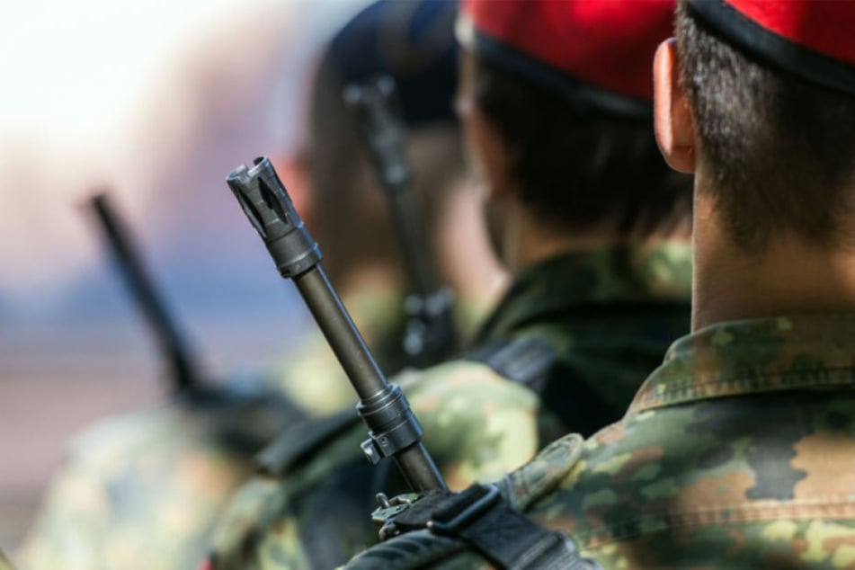 Erschreckend, welches Gedankengut sich unter den Baretten vieler Bundeswehrsoldaten verbirgt. (Symbolbild)
