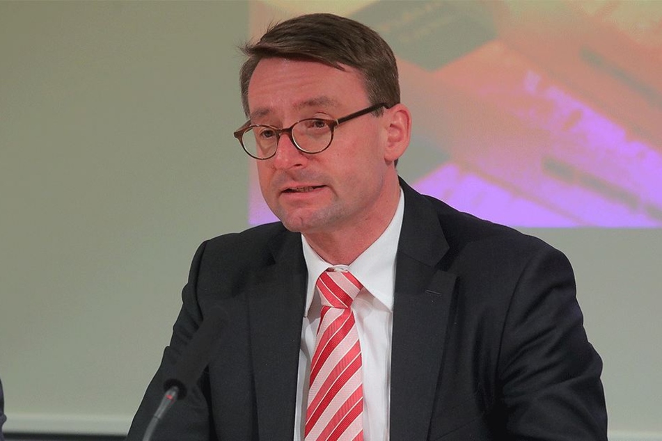 Innenminister Roland Wöller (47, CDU).