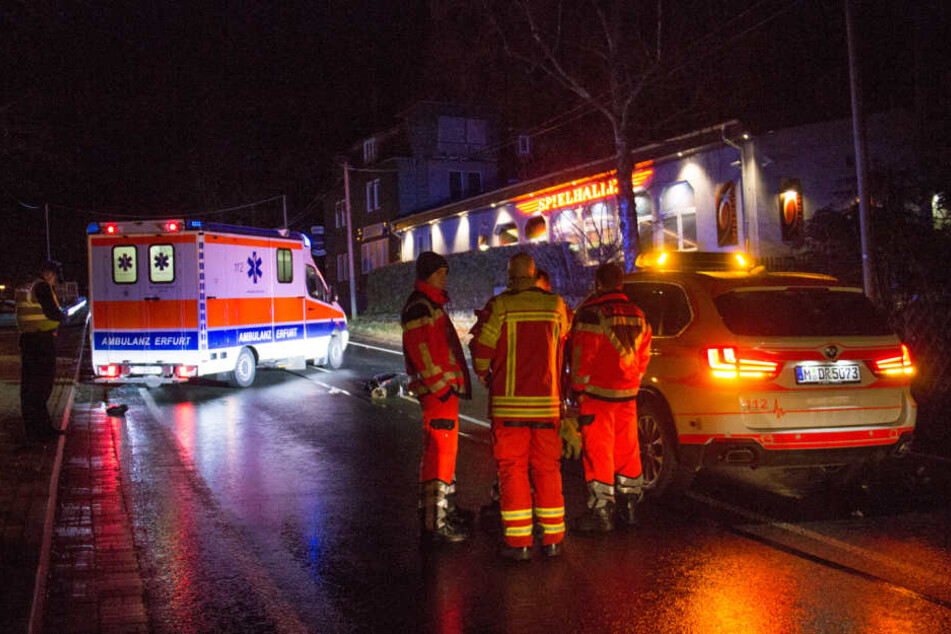 Trotz sofortiger Wiederbelebungsmaßnahmen waren die Verletzungen des 83-Jährigen einfach zu stark. Er starb am Unfallort.