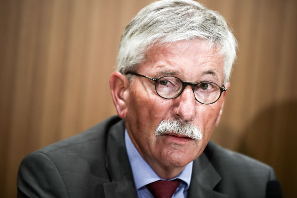 Die SPD will die Parteimitgliedschaft von Thilo Sarrazin erneut prüfen.