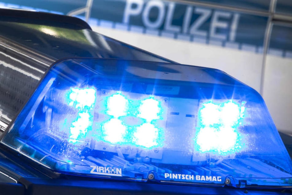 Ein Alkoholtest am Tatort ergab bei der Frau einen Wert von 3,7 Promille. (Symbolbild).