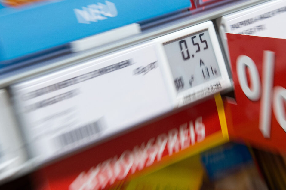Digitale Preisschilder können schnell per Software angepasst werden. (Symbolbild)