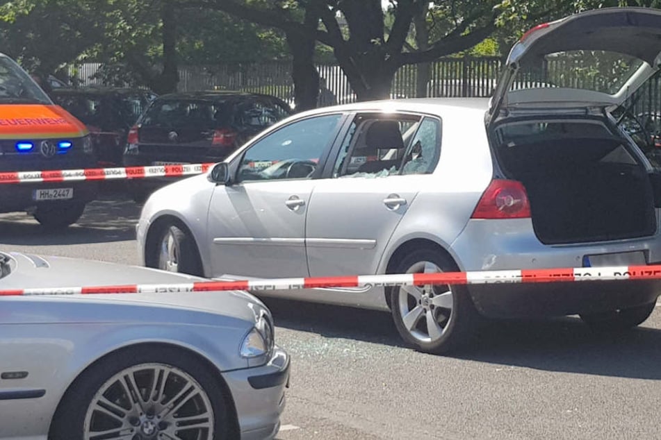 An seinem Auto wurde der 26-Jährige am Freitag erschossen.