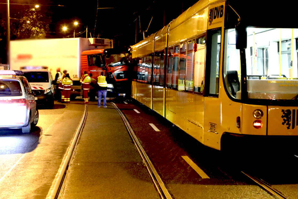 Auf der Bautzner Straße geht gerade gar nichts mehr.