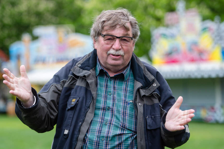 Der Chef des Schaustellerverbandes, Klaus Illgen (72), ist traurig über die Fällung der Hartmann-Eiche.