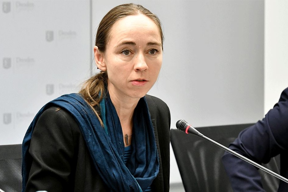 Bürgermeisterin Kristin Kaufmann (41) will demnächst Gutscheine ausreichen, mit denen Bedürftige kostenlos Hilfe im Mietrecht erhalten.