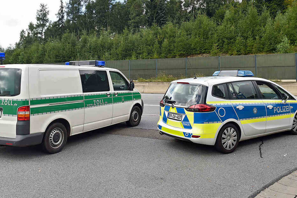 Die Polizei kontrollierte einen Mann mit 22 Identitäten auf der A17.