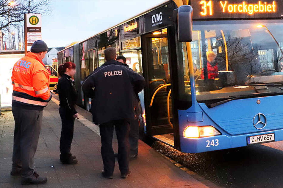 Der Bus der Linie 31 musste abrupt bremsen, dabei wurden mehrere Fahrgäste verletzt.