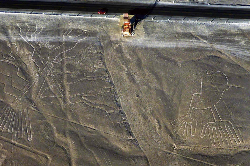 Die weltberühmten Nazca-Linien wurden von einem Laster beschädigt.