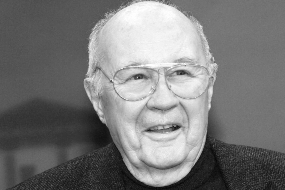Dagobert Lindlau ist mit 88 Jahren verstorben.