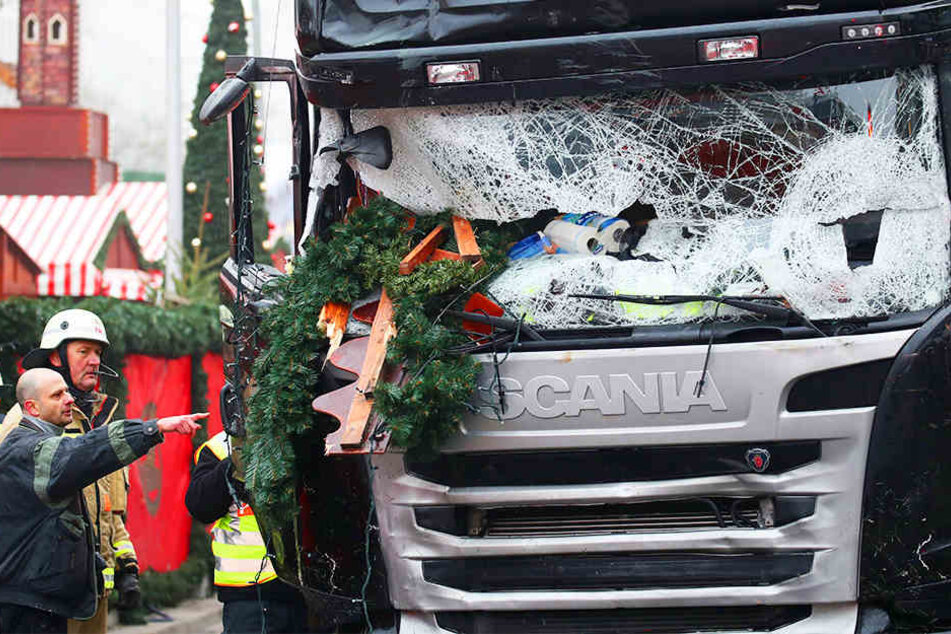 Mit diesem Lastwagen tötete der IS-Terrorist Anis Amri mehrere Menschen auf dem Berliner Weihnachtsmarkt.