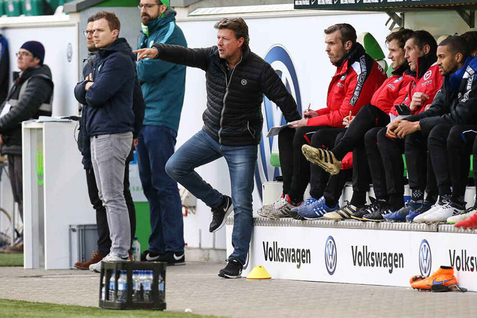 Hoffnungsträger: Kann der neue Trainer, Jeff Saibene, die Arminia vor dem Abstieg retten?
