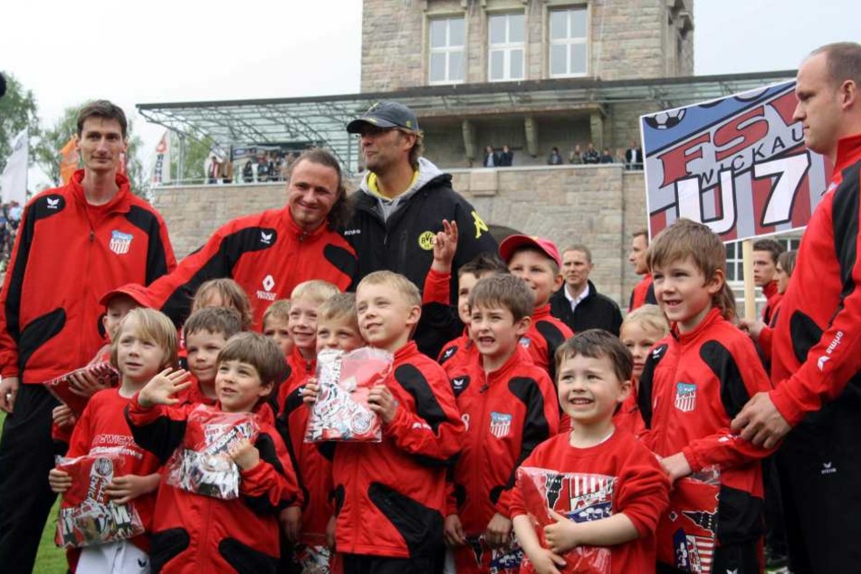 Im Mai 2010 war Dortmund, damals noch mit Trainer Jürgen Klopp, zu einem Benefizspiel in Zwickau.