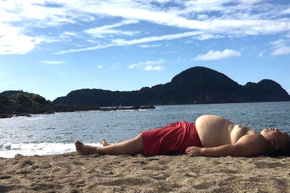 Über dieses Urlaubsfoto witzeln die User auf Reddit.