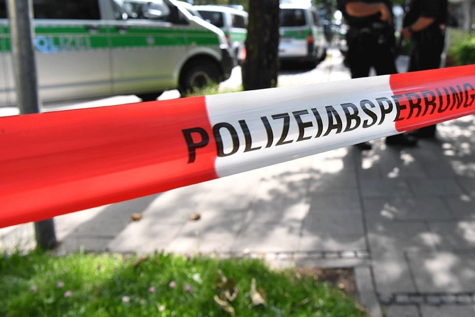 Laut eines Polizeisprechers ist bisher ungeklärt, warum die giftigen Dämpfe entweichen konnten (Symbolbild).