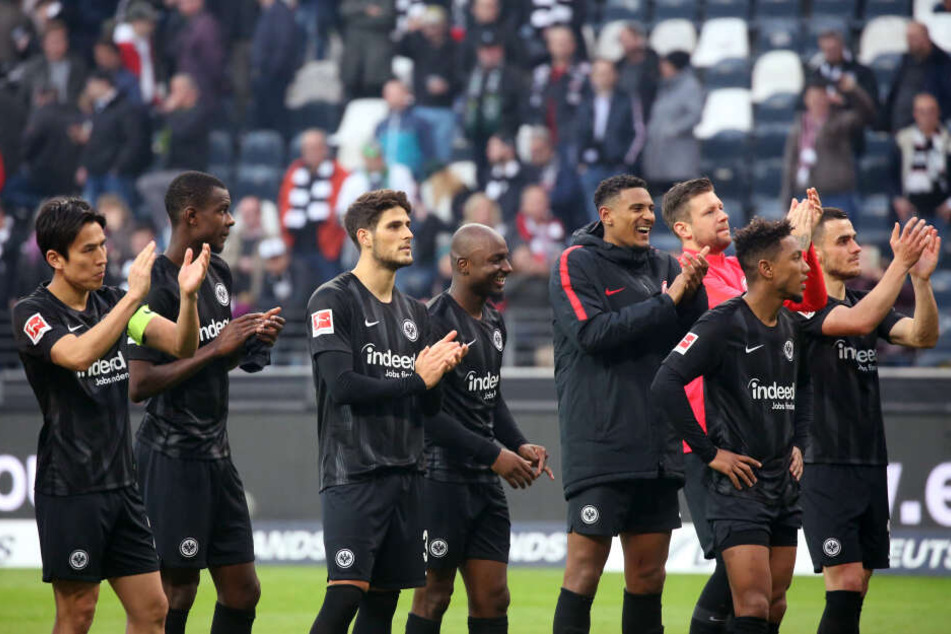 Können die Eintracht-Kicker nach dem Donezk-Duell das Weiterkommen feiern?