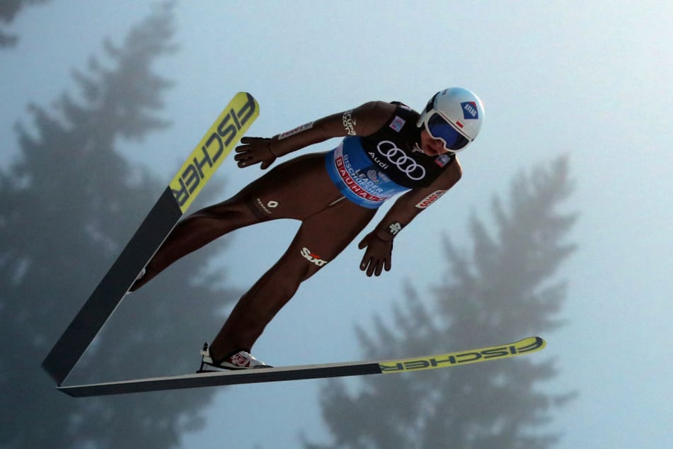 Kamil Stoch hat am Samstag das vierte Vierschanzentournee-Springen gewonnen.
