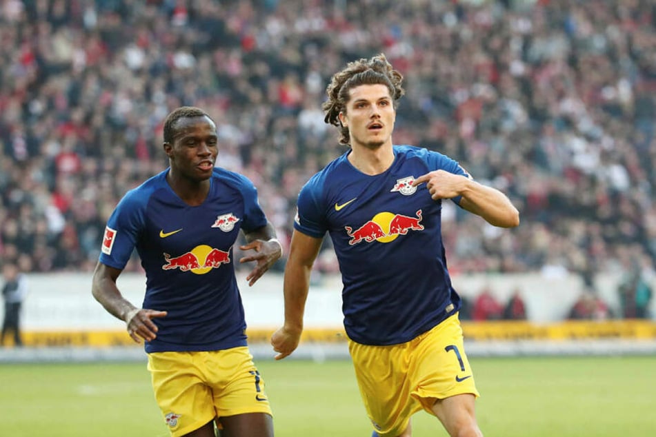 Erzielte sein drittes Ligator dieser Saison: Marcel Sabitzer (r.), hier beim Jubel mit Bruma.