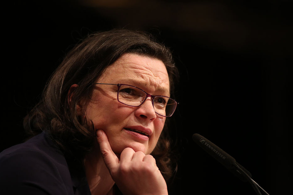 Die designierte SPD-Chefin Andrea Nahles wirbt für ein GroKo-Ja.