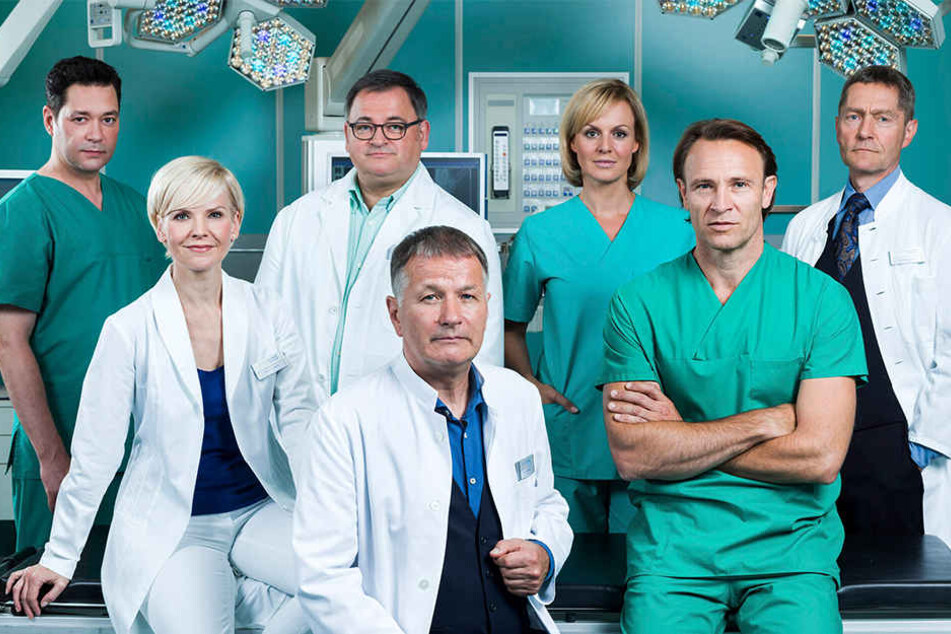 Die Leipziger TV-Ärzte-Serie "In aller Freundschaft" geht in eine neue Runde: der MDR plant drei weitere Staffeln bis 2020.