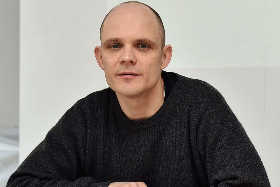 Albert von der Lieth (39) vom Bündnis "Nazifrei" kündigt Blockaden gegen rechte Demos an.