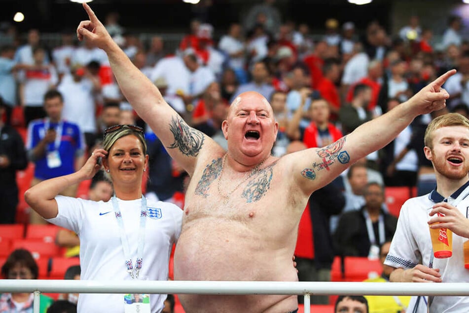 Die englischen Fans machten die Nacht zum Tag.