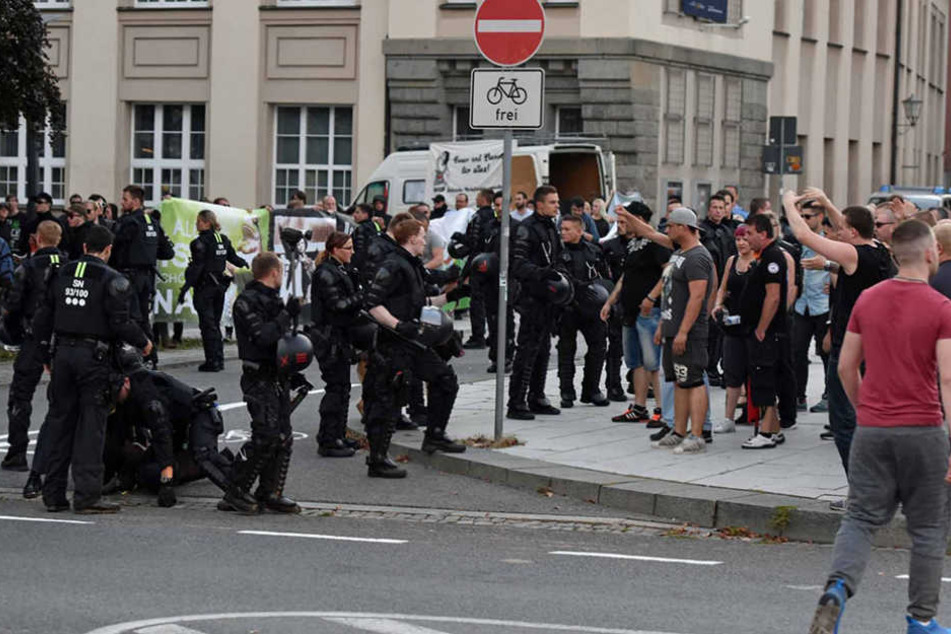 Die Stimmung rund um die Demonstrationen war von Anfang an aufgeheizt.